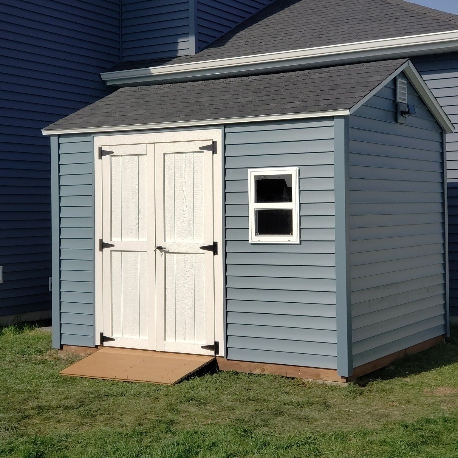 Square Shed — image 2